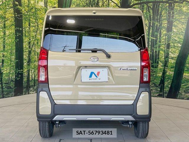 Daihatsu TANTO 2023-09 8369409-14