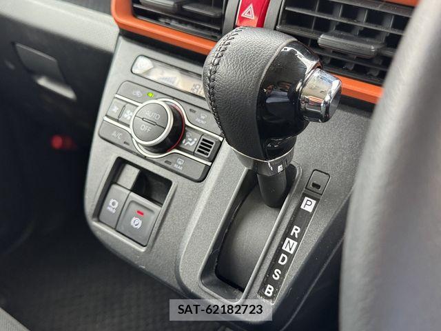 Daihatsu TANTO 2023-06 8372286-16