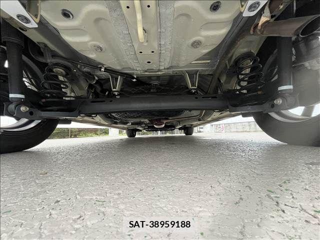 Daihatsu TANTO 2023-05 8832062-18