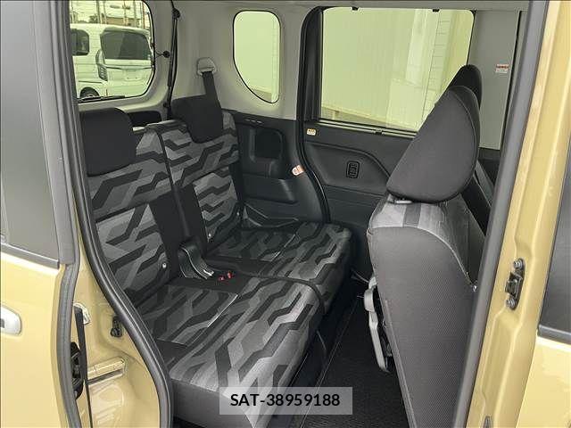 Daihatsu TANTO 2023-05 8832062-27