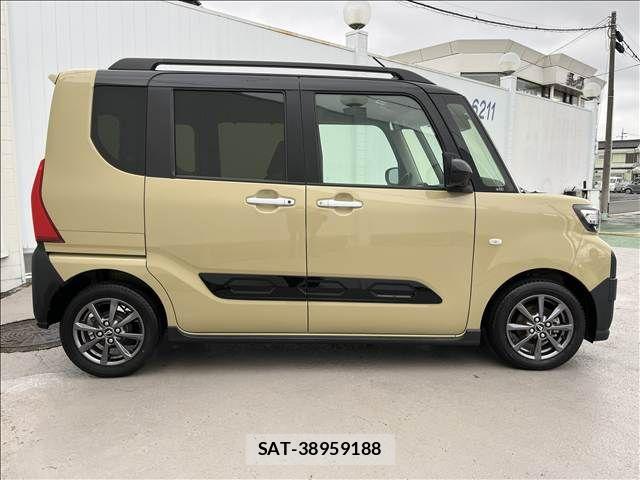 Daihatsu TANTO 2023-05 8832062-3
