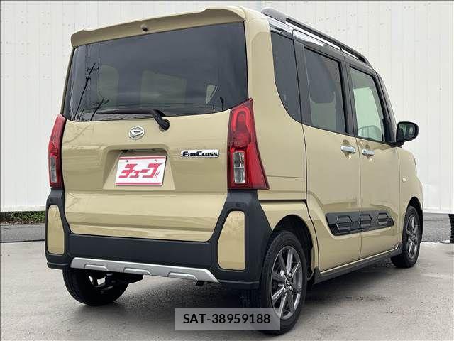 Daihatsu TANTO 2023-05 8832062-4
