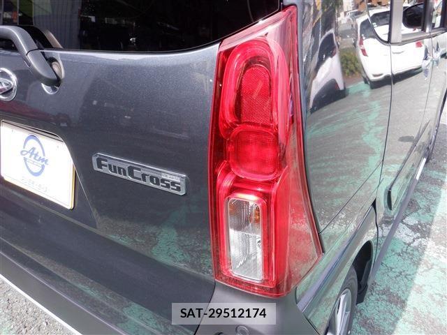Daihatsu TANTO 2025-07 8872263-29
