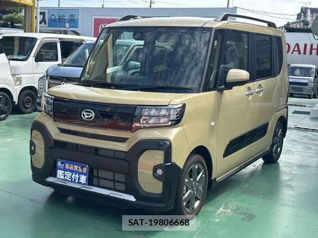 Daihatsu TANTO 2025-01 8872261-2