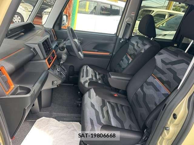 Daihatsu TANTO 2025-01 8872261-4