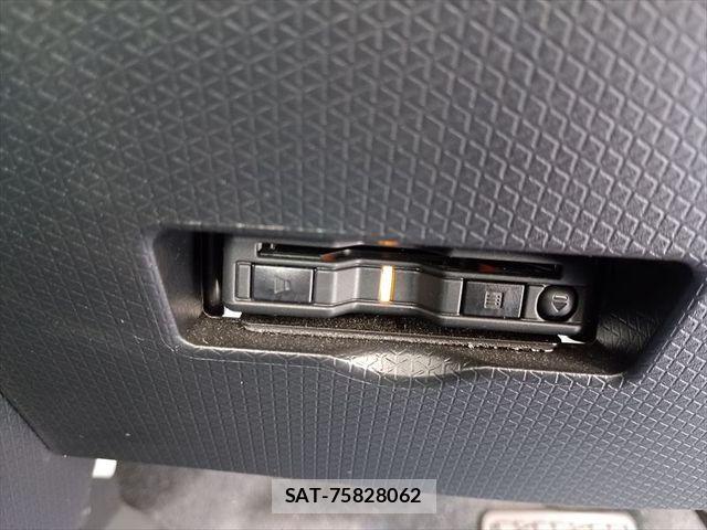 Daihatsu TANTO 2023-03 8882612-21