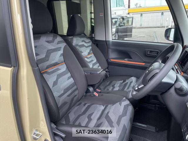 Daihatsu TANTO 2025-08 8884485-9