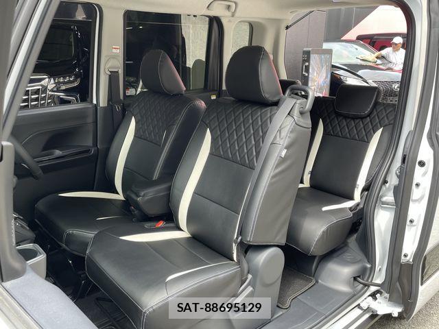 Daihatsu TANTO 2023-12 1089111-14