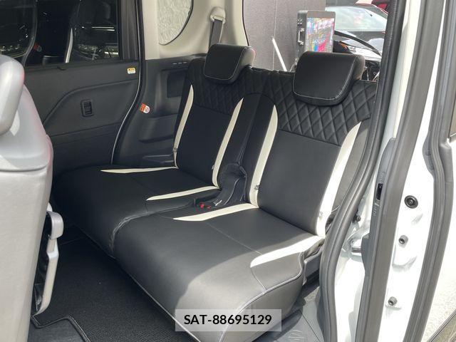 Daihatsu TANTO 2023-12 1089111-17