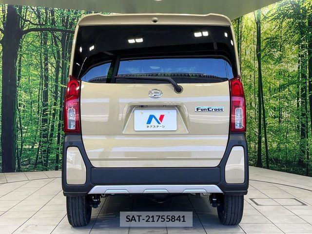 Daihatsu TANTO 2023-06 6817630-14