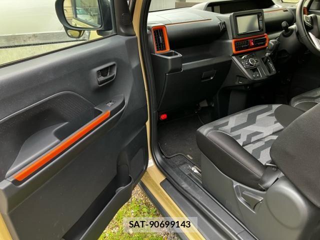 Daihatsu TANTO 2022-11 8797741-10