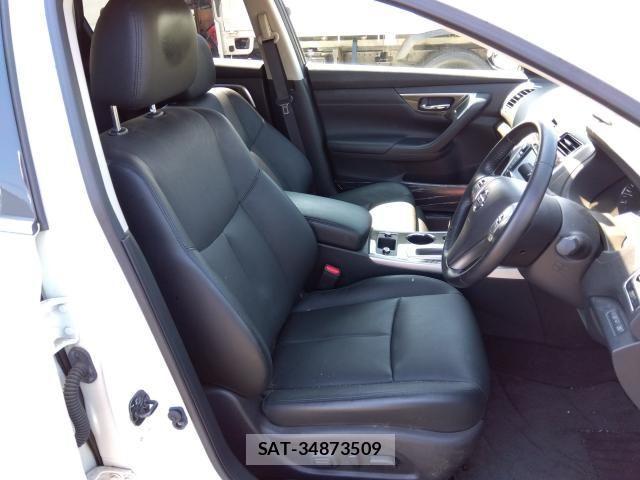 Nissan TEANA 2018-08 960027-1