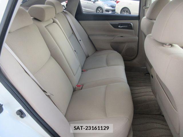 Nissan TEANA 2017-08 1415264-8