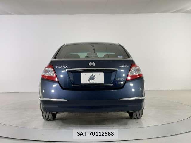 Nissan TEANA 2013-04 3389613-4