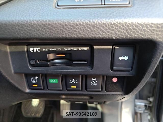 Nissan TEANA 2017-04 4243934-19