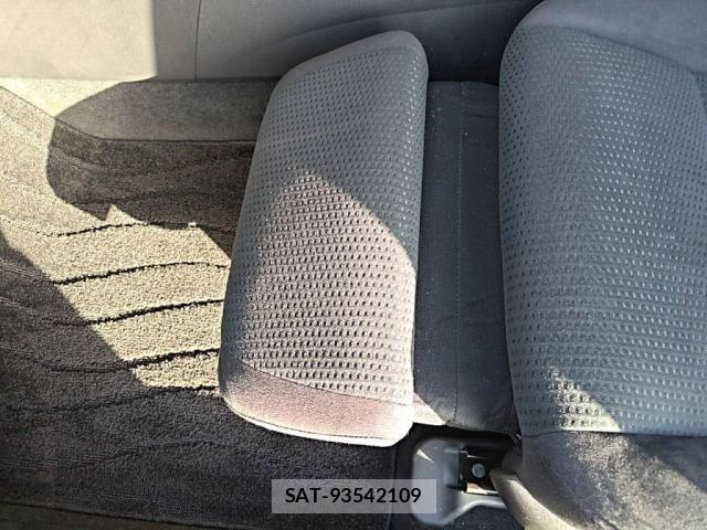 Nissan TEANA 2017-04 4243934-22