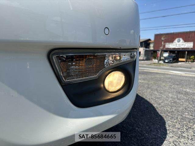Nissan TEANA 2015-11 5880961-11