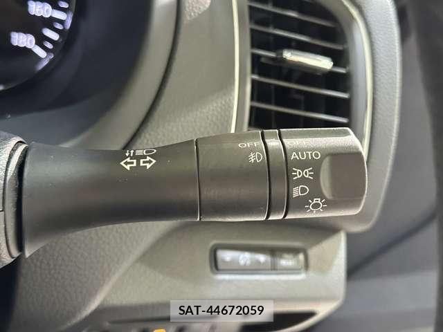 Nissan TEANA 2016-06 6919738-11