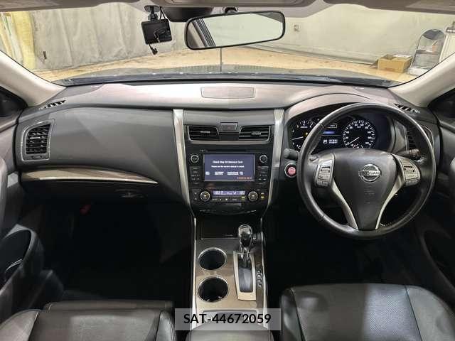 Nissan TEANA 2016-06 6919738-16