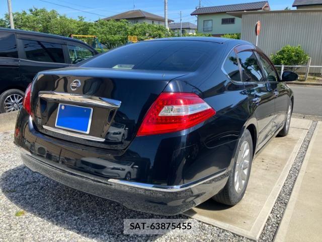 Nissan TEANA 2009-10 7226115-3