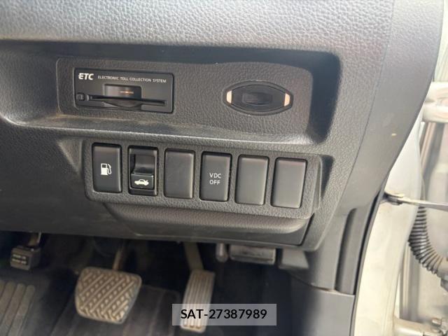 Nissan TEANA 2011-03 7330651-9