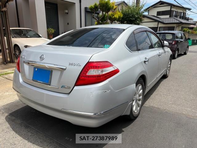 Nissan TEANA 2011-03 7330651-2