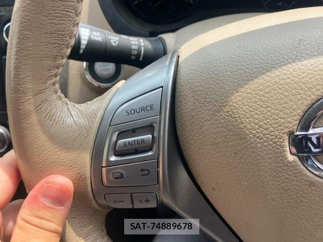 Nissan TEANA 2016-01 7562986-17