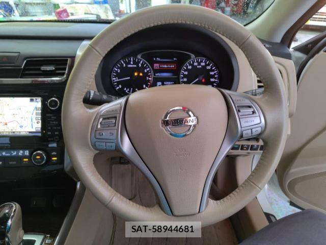 Nissan TEANA 2017-06 7620811-13