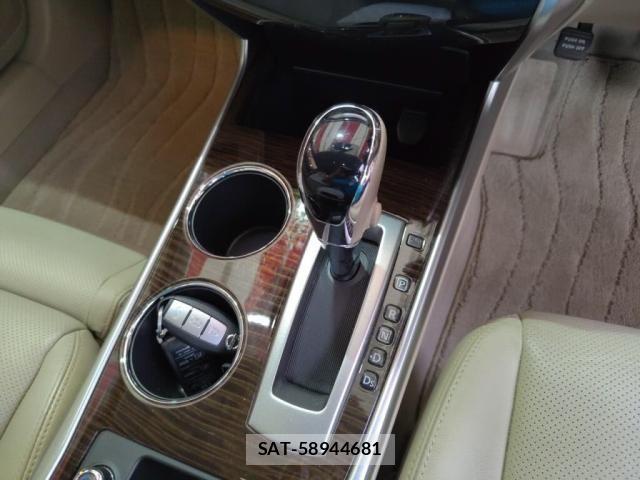Nissan TEANA 2017-06 7620811-14