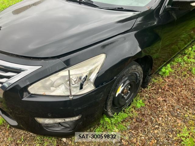 Nissan TEANA 2017-03 7729829-3