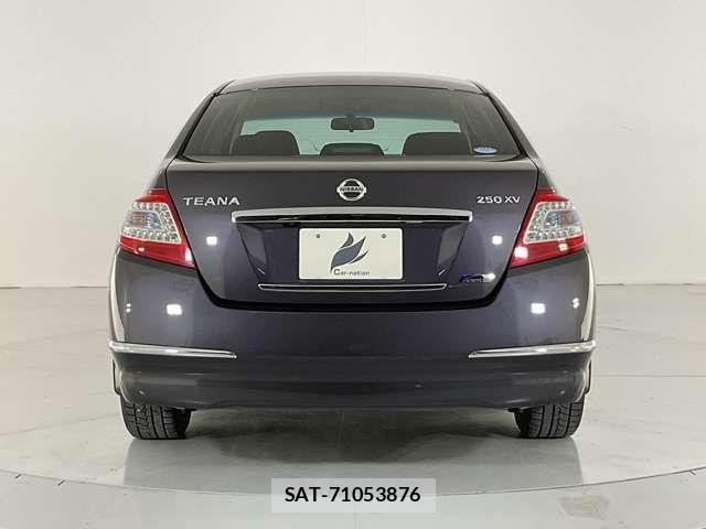 Nissan TEANA 2013-02 7729828-4