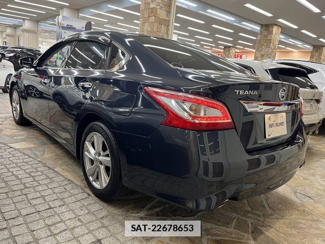 Nissan TEANA 2019-01 7789861-9