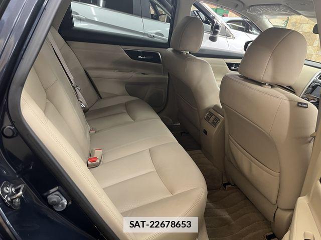 Nissan TEANA 2019-01 7789861-4