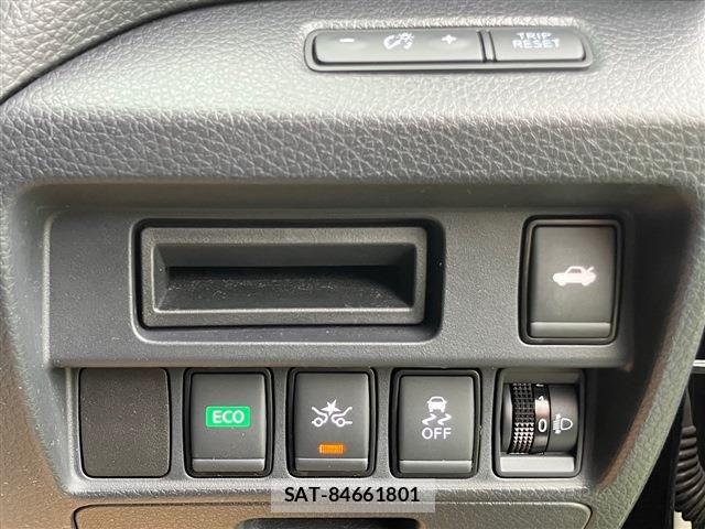 Nissan TEANA 2017-06 7903519-4