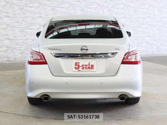 Nissan TEANA 2019-05 8038749-13