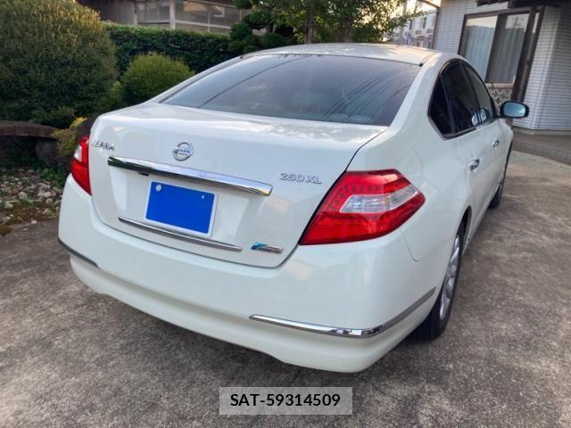 Nissan TEANA 2011-07 8038756-2