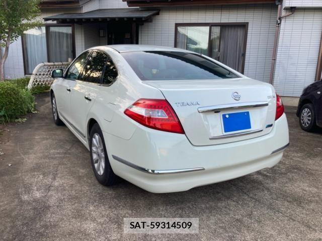 Nissan TEANA 2011-07 8038756-3