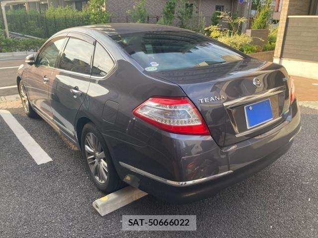 Nissan TEANA 2012-08 8075926-3