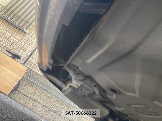 Nissan TEANA 2012-08 8075926-4