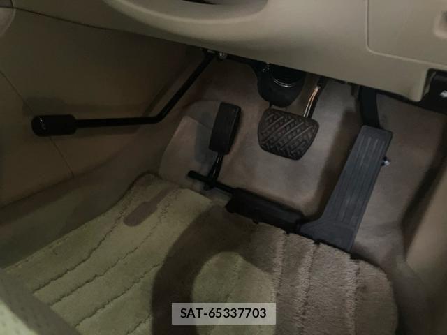 Nissan TEANA 2015-09 8132693-18