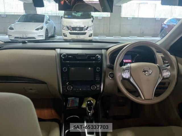 Nissan TEANA 2015-09 8132693-29