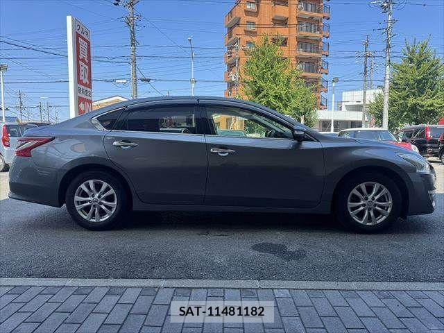 Nissan TEANA 2015-08 8210679-14