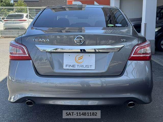 Nissan TEANA 2015-08 8210679-16
