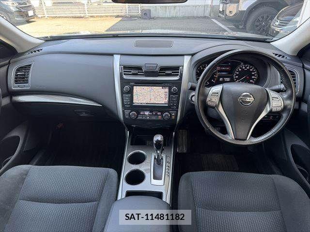Nissan TEANA 2015-08 8210679-2