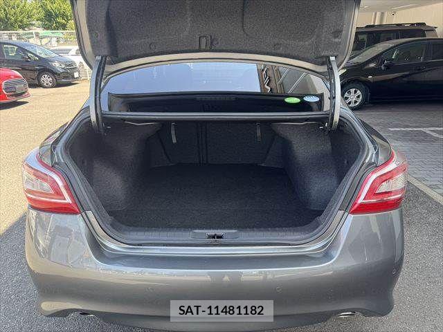 Nissan TEANA 2015-08 8210679-8