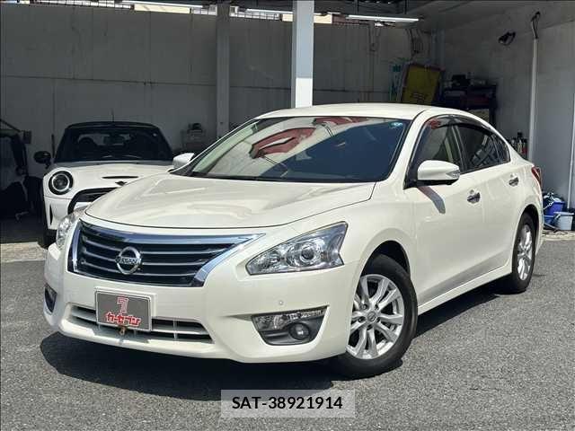 Nissan TEANA 2017-02 8210677-0