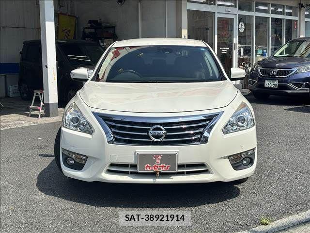 Nissan TEANA 2017-02 8210677-9