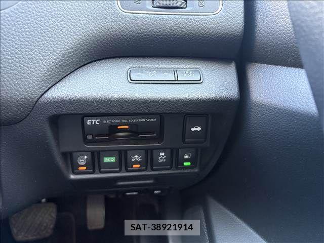Nissan TEANA 2017-02 8210677-24