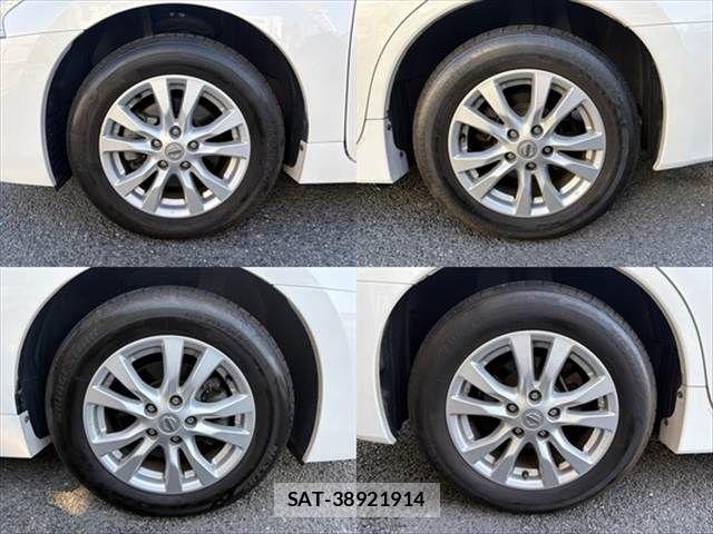 Nissan TEANA 2017-02 8210677-6
