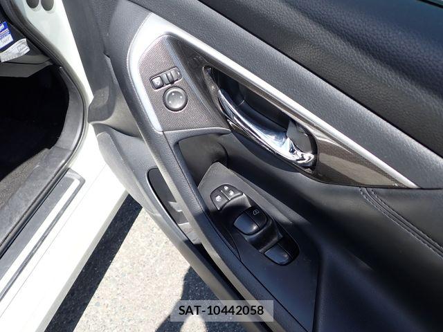 Nissan TEANA 2016-01 8210678-17